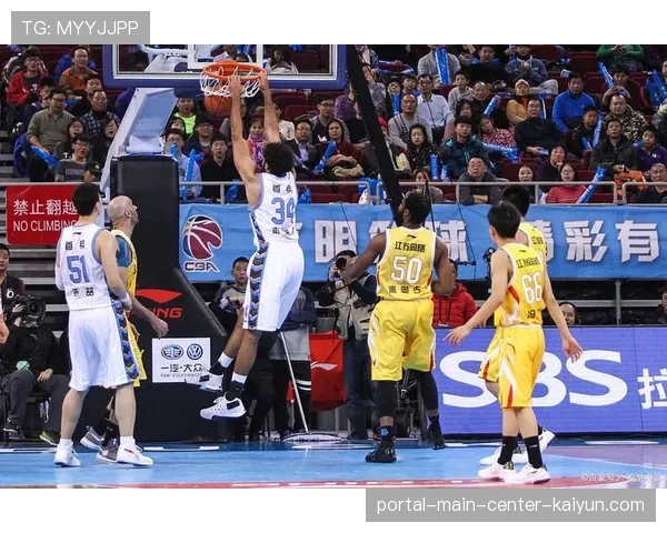 东部季后赛席位竞争激烈 多队战术对决成晋级关键